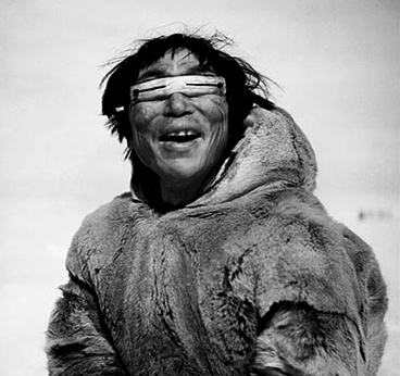 стильный чукча в очках